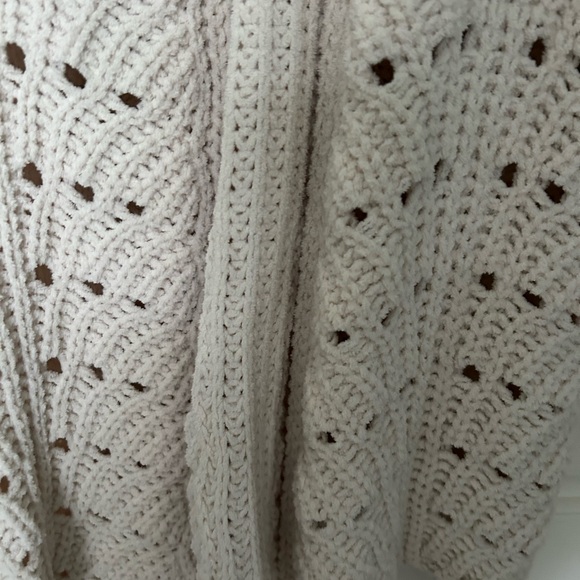 Moon & Madison Cardigan Sz small super soft!! Like New - Picture 4 of 6